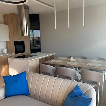 Aloha Neu, Modern, Zentrumsnah